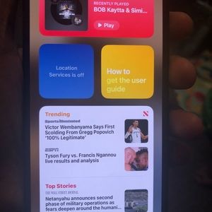 Hello my name is Arthur selling iPhone 13